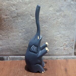 Hand Carved Wooden Elephant Eyeglass Holder Figurine Grey Sandstone Finish